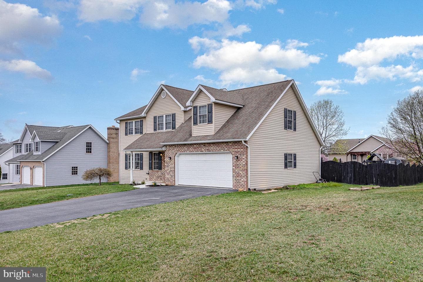410 Freedom Drive photo 3
