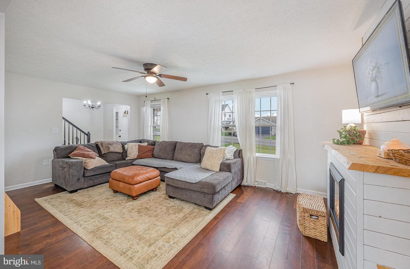 410 Freedom Drive photo 5