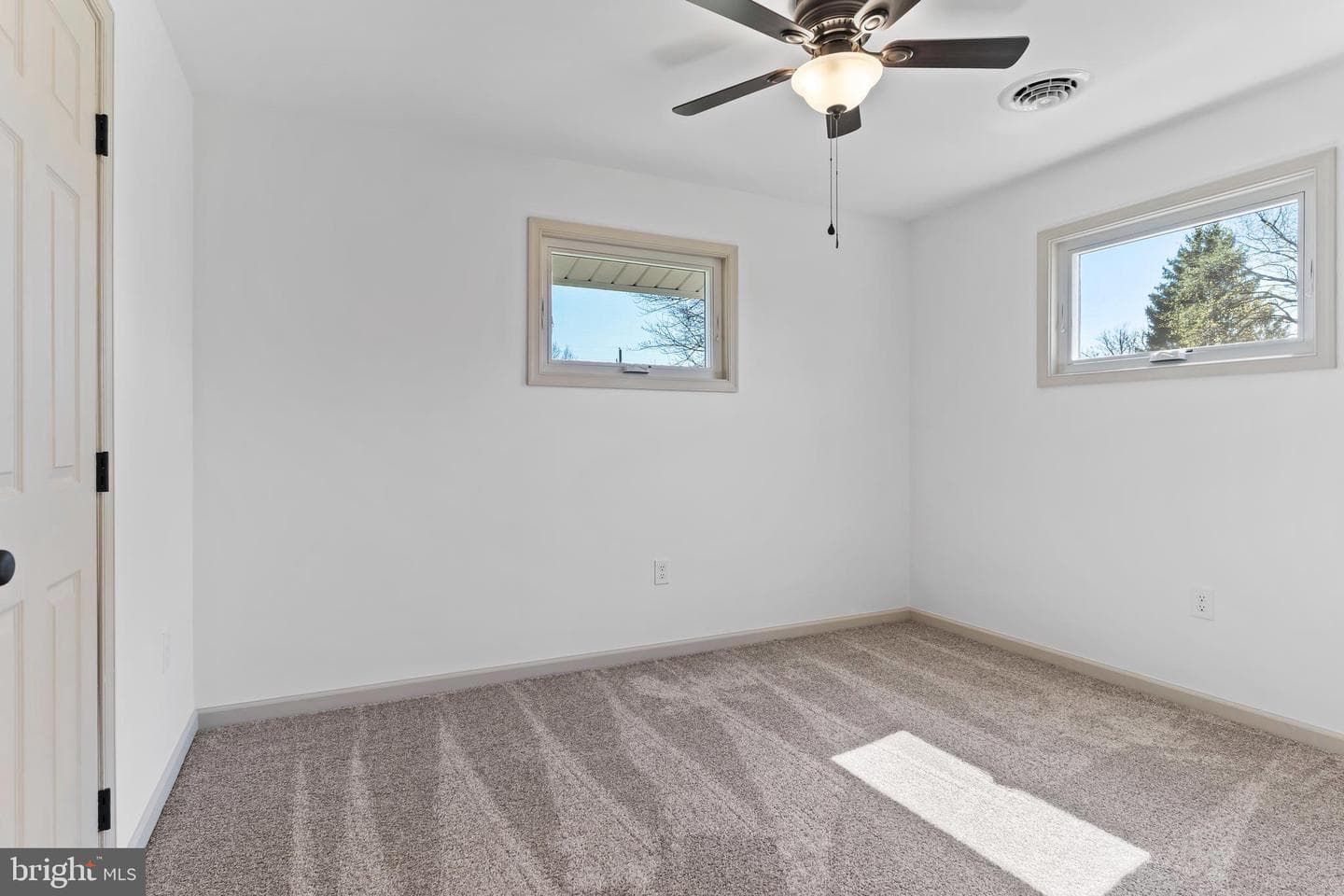 421 N Middleton Road photo 24