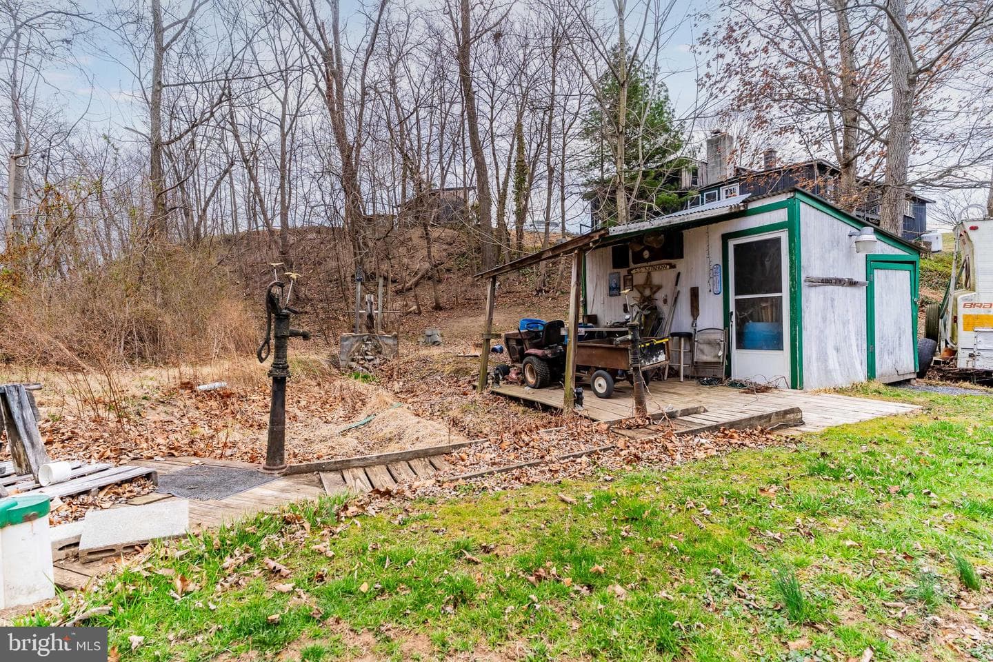 39 Waterside Drive photo 22
