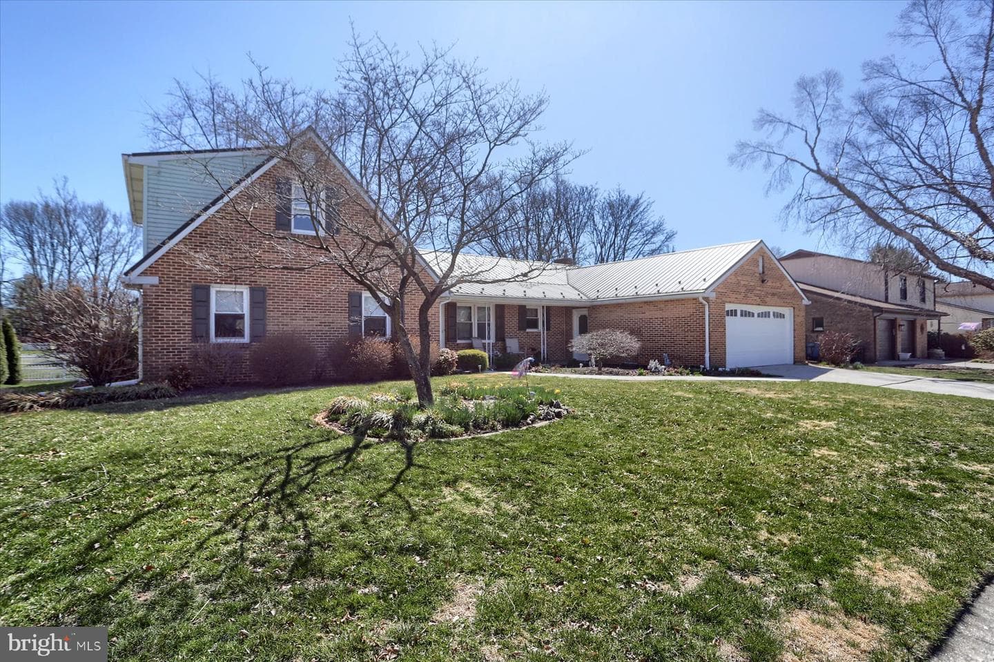 700 Somerset Drive photo 38