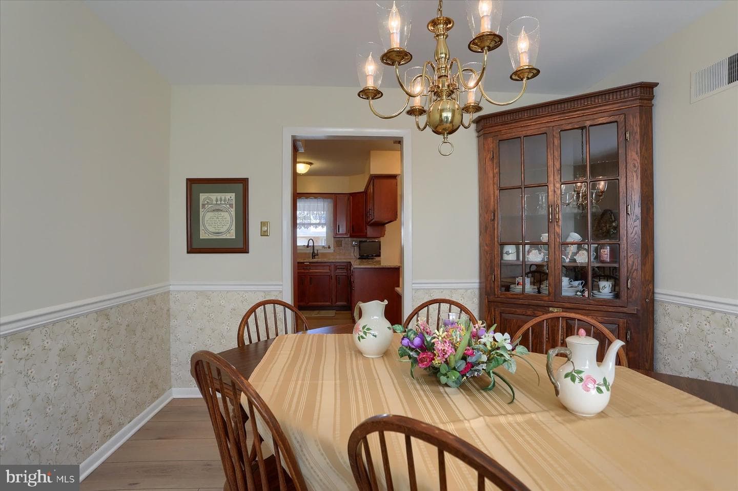700 Somerset Drive photo 7