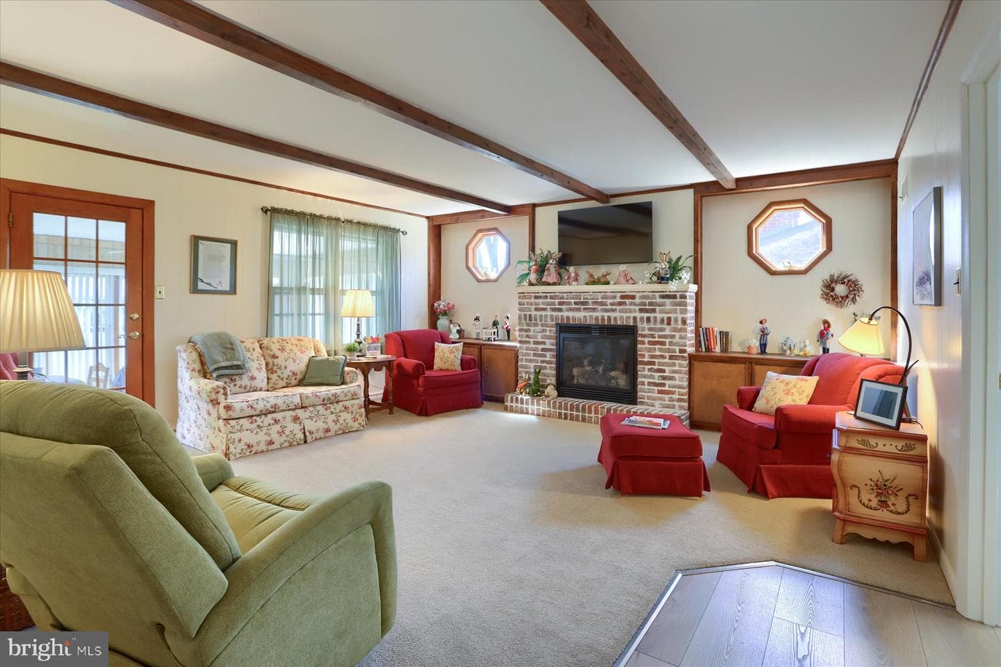 700 Somerset Drive photo 8