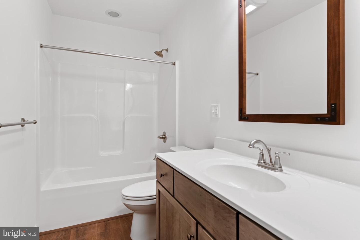25 Essex Drive photo 17