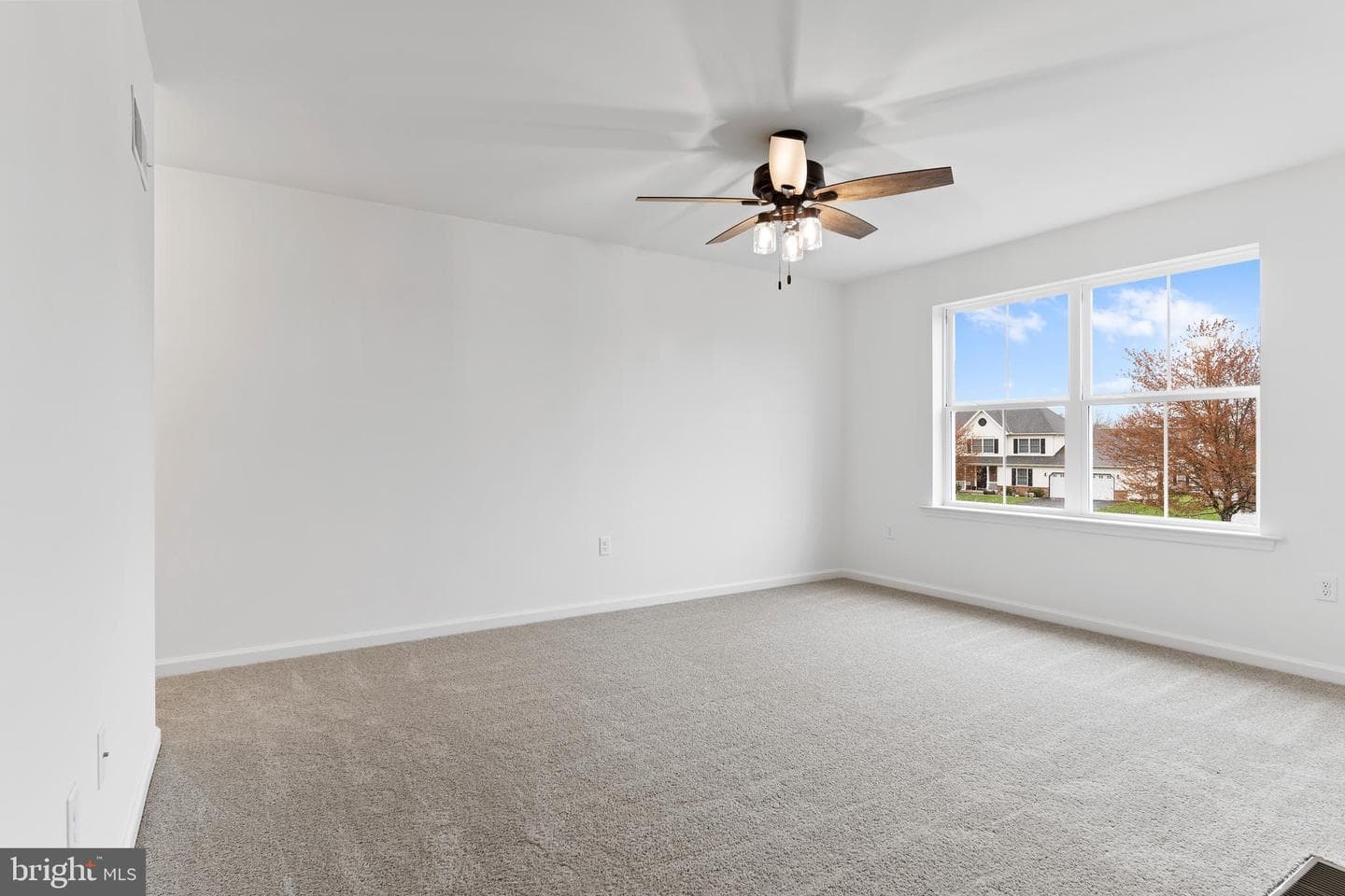25 Essex Drive photo 21