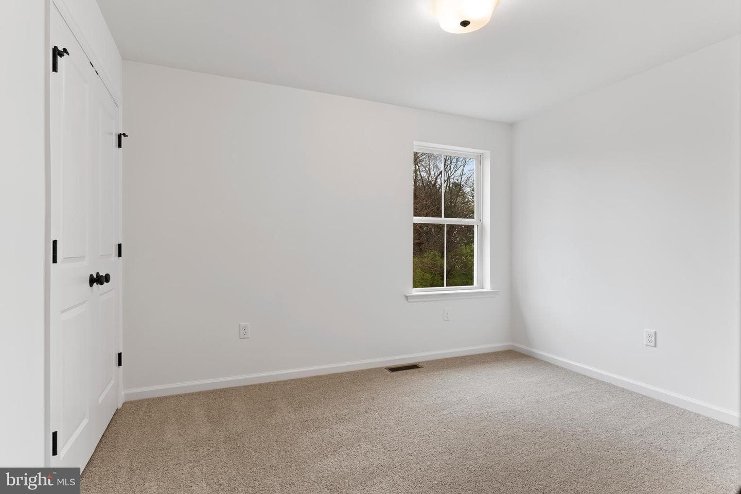 25 Essex Drive photo 26