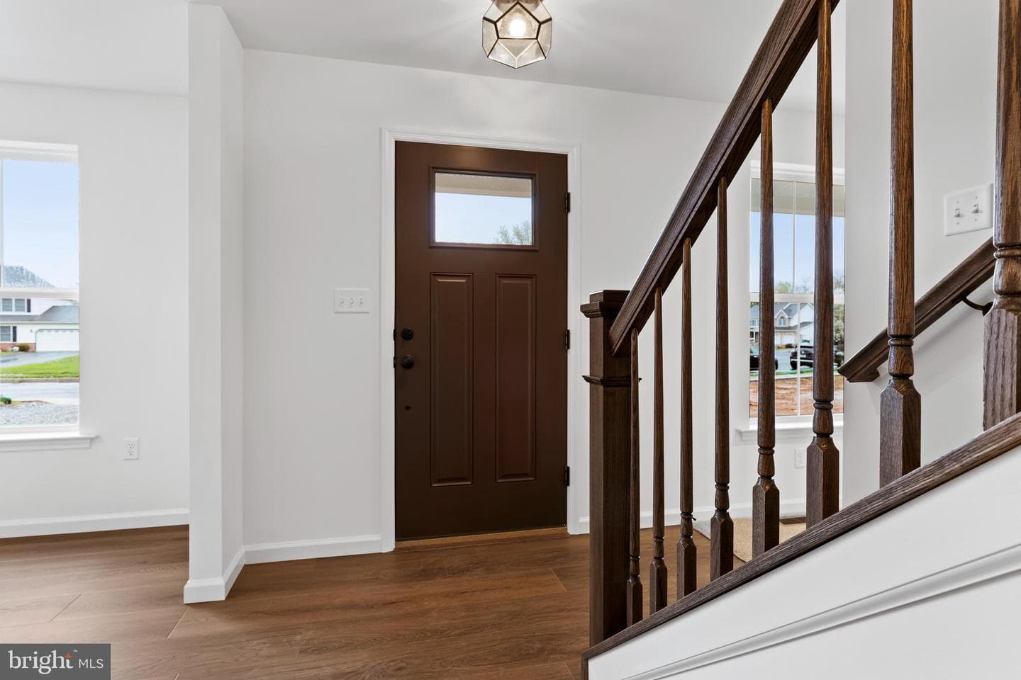25 Essex Drive photo 4