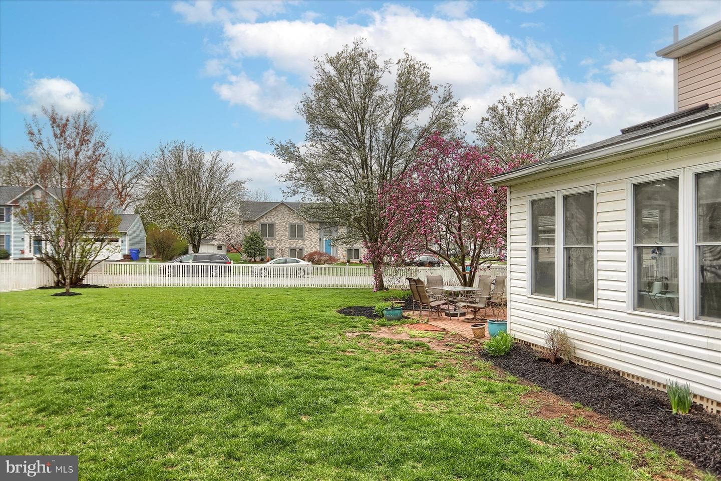 19 Monarch Lane photo 37
