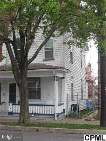 215 Reno Avenue