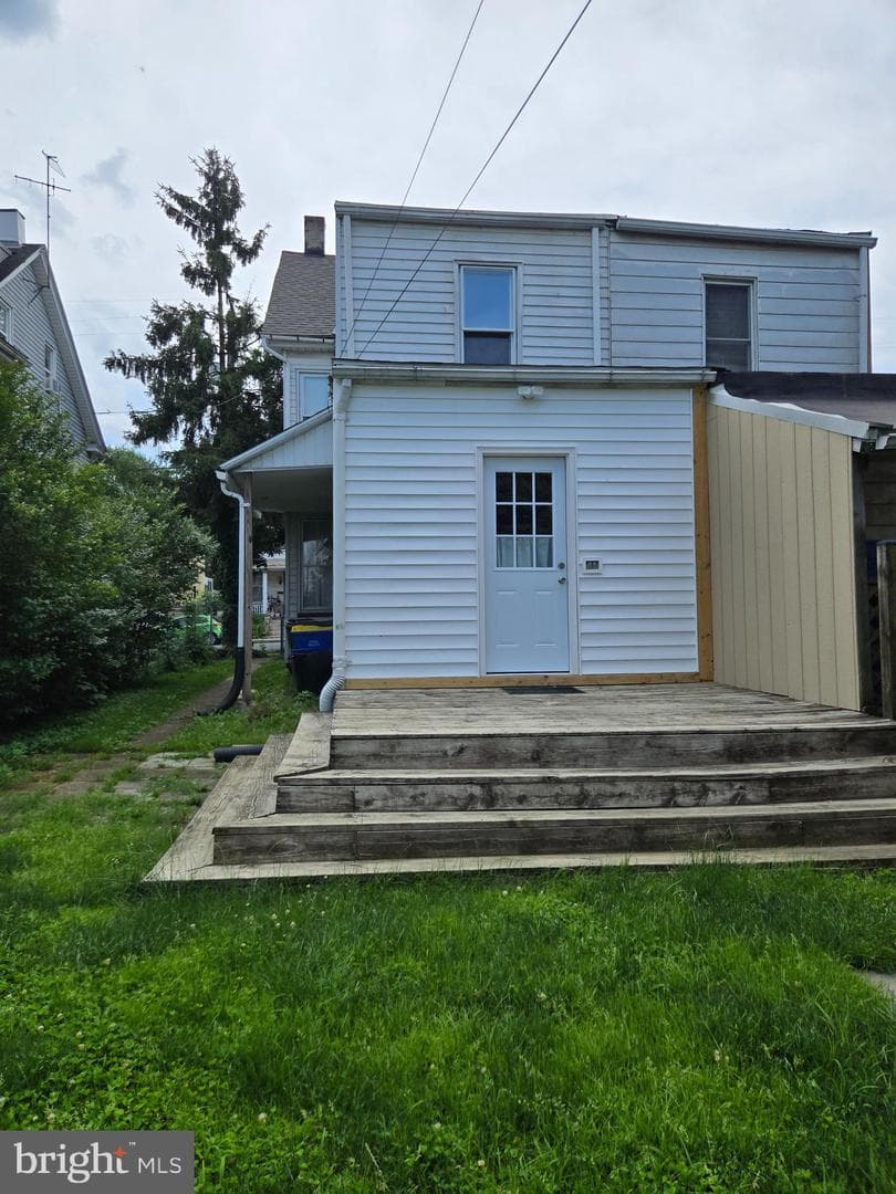 215 Reno Avenue photo 18