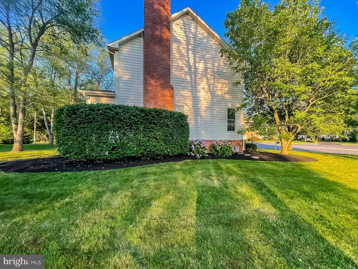 203 Friar Court photo 44