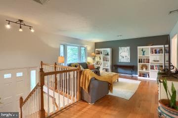 20 Tower Road photo 8