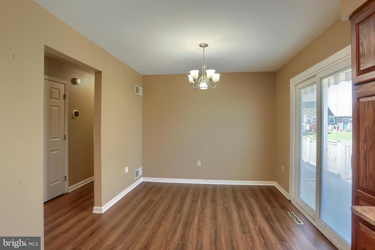 196 Fairview Street photo 6