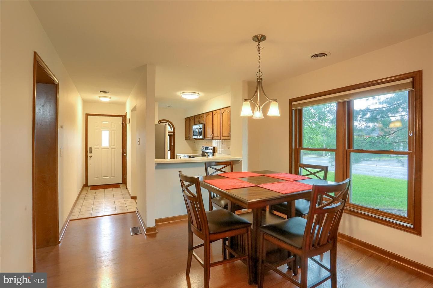 510 Peppercorn Square photo 8