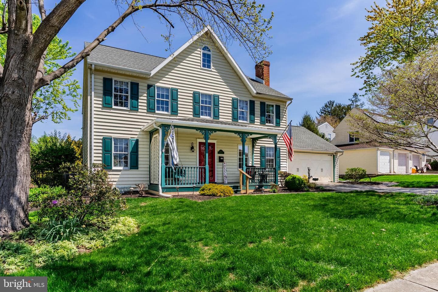 497 Glenn Street photo 2