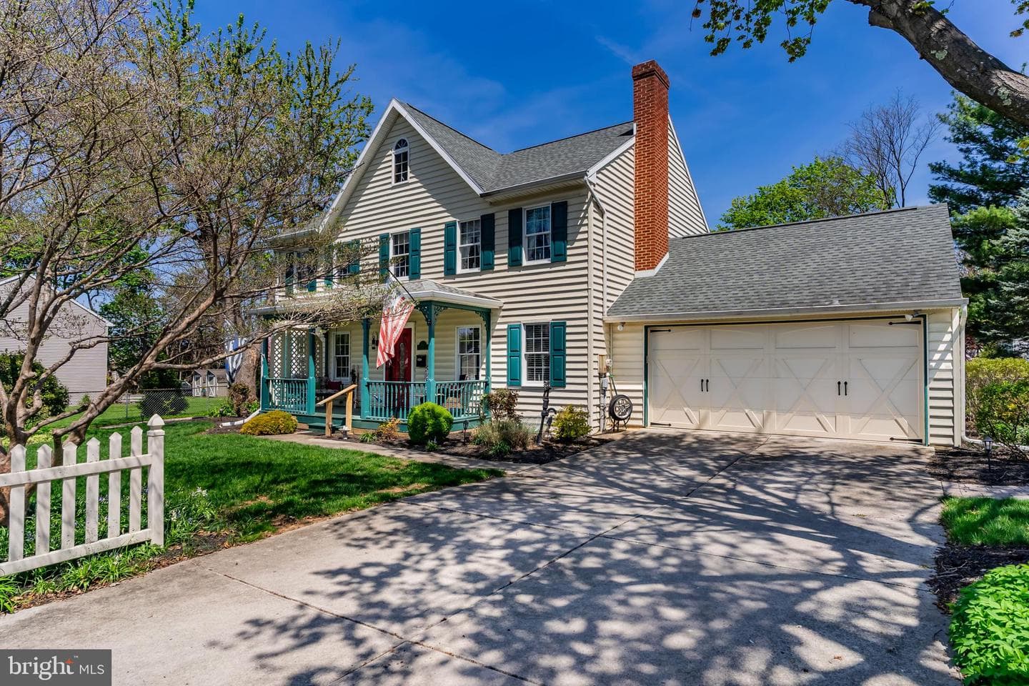 497 Glenn Street photo 3
