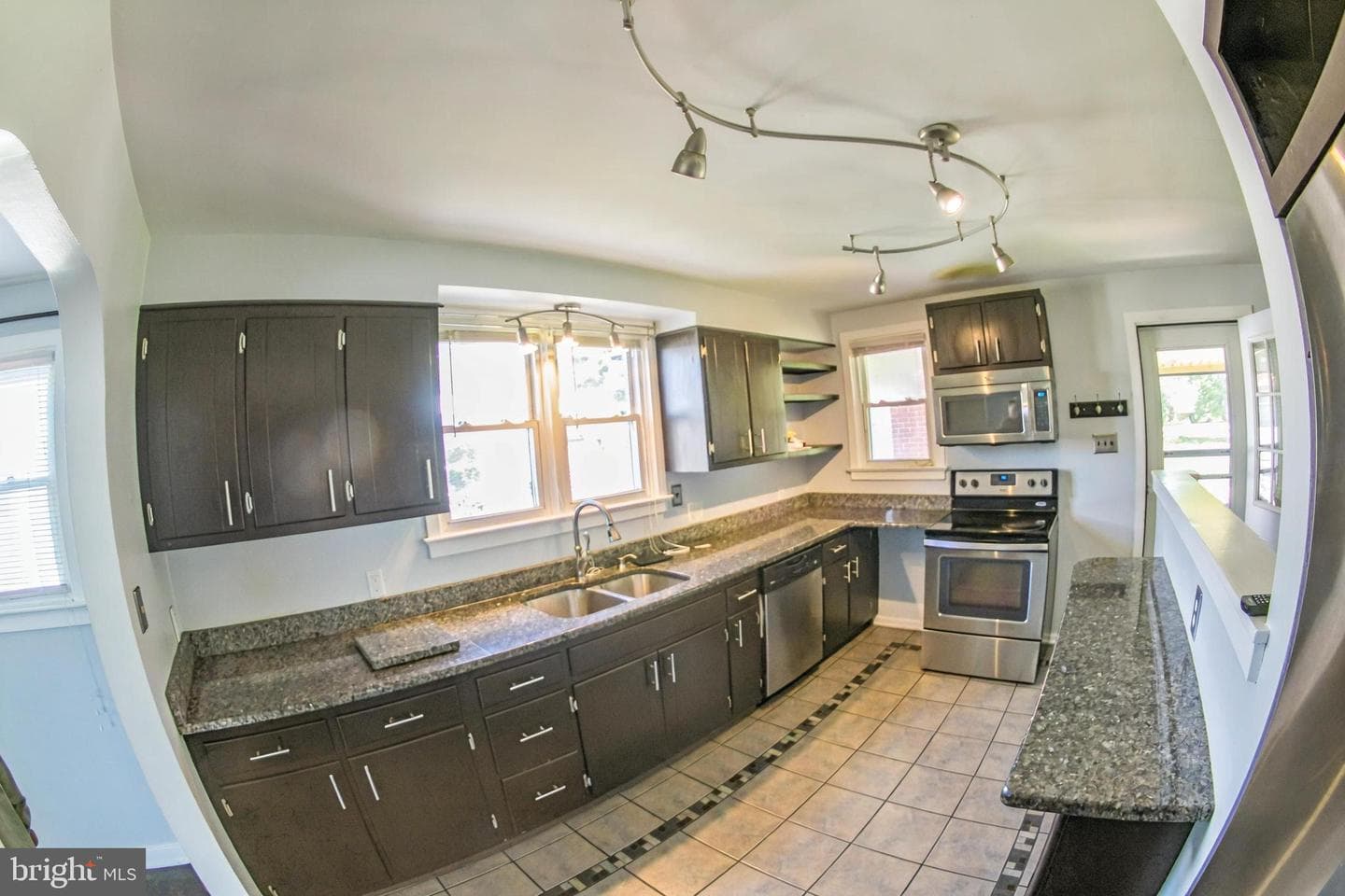 2900 Morningside Drive photo 8