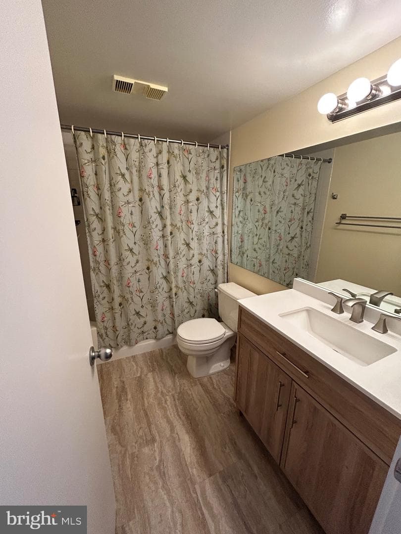 133 W Locust Street #c-06 photo 11