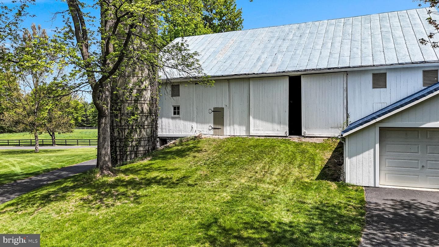 530 Greason Road photo 44
