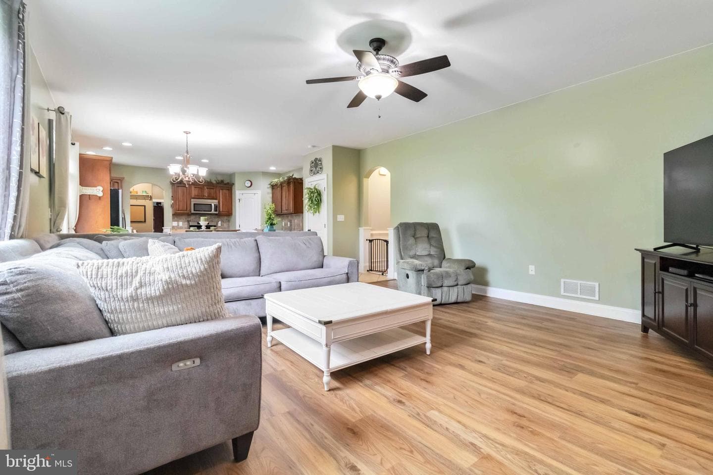 207 Dunbar Drive photo 14