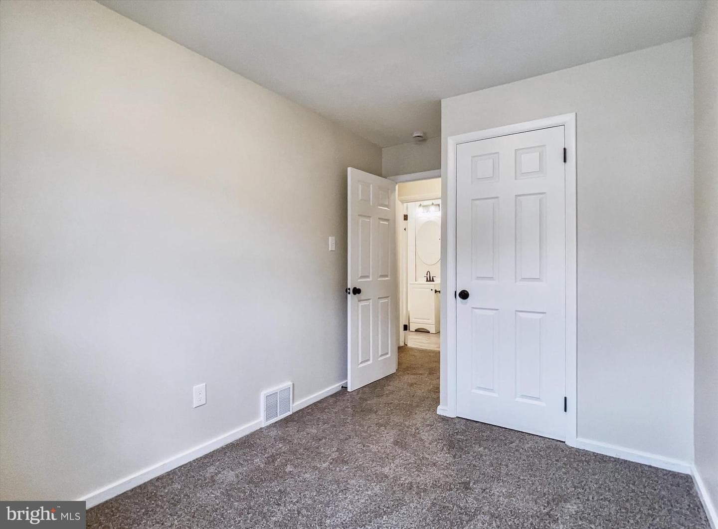 2939 Cumberland Boulevard photo 11