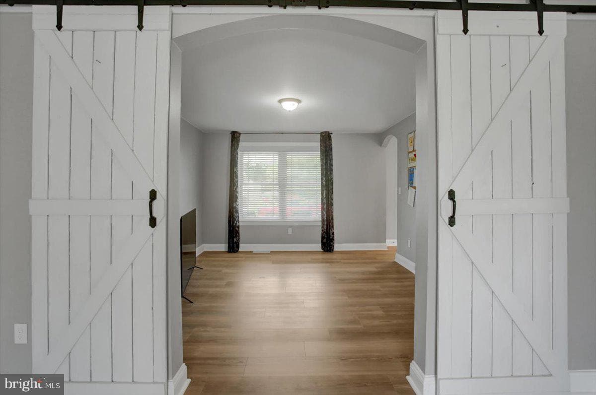 5 Bristol Avenue photo 11