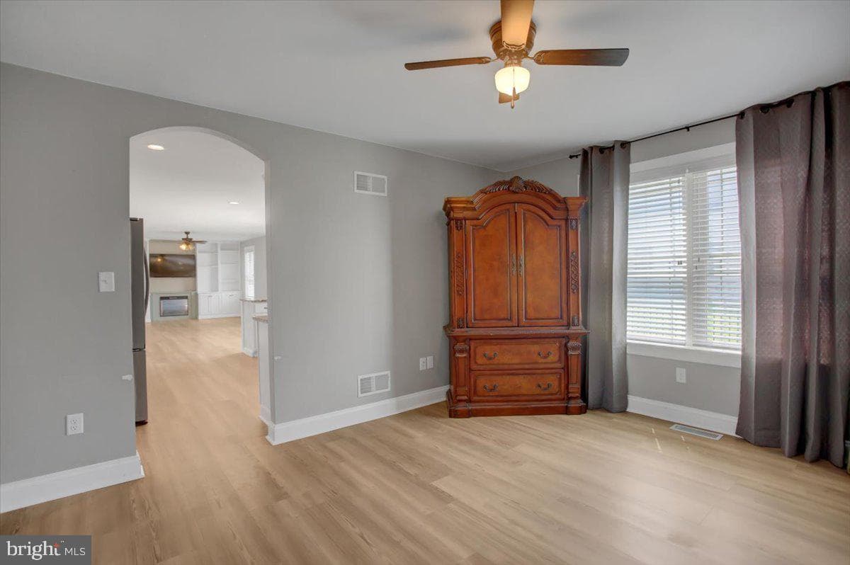 5 Bristol Avenue photo 13