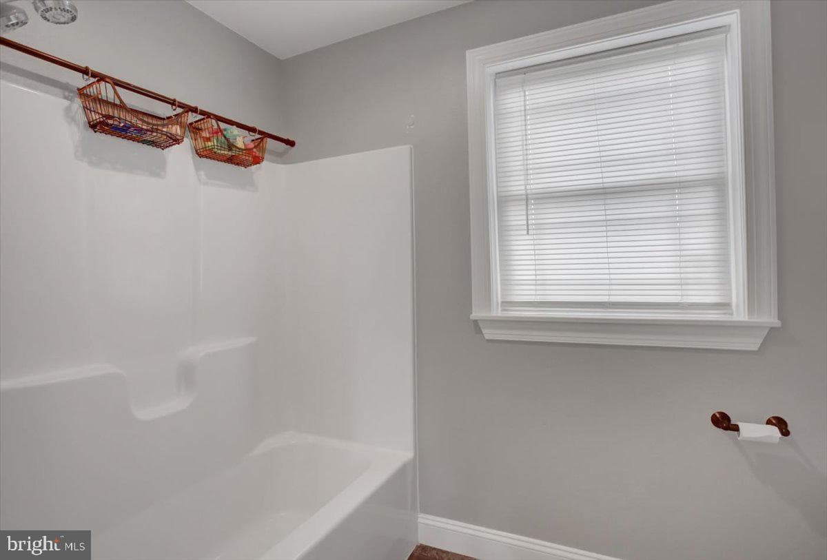 5 Bristol Avenue photo 25