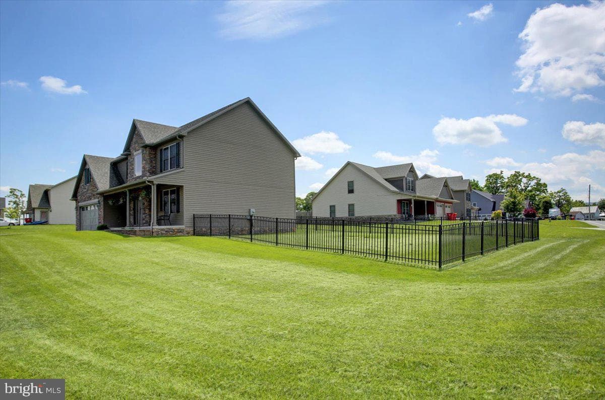 5 Bristol Avenue photo 5