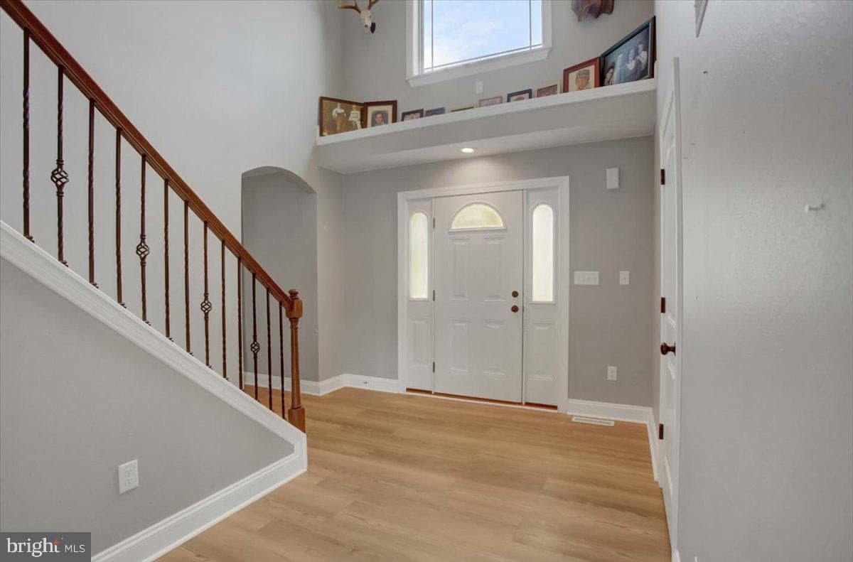 5 Bristol Avenue photo 7