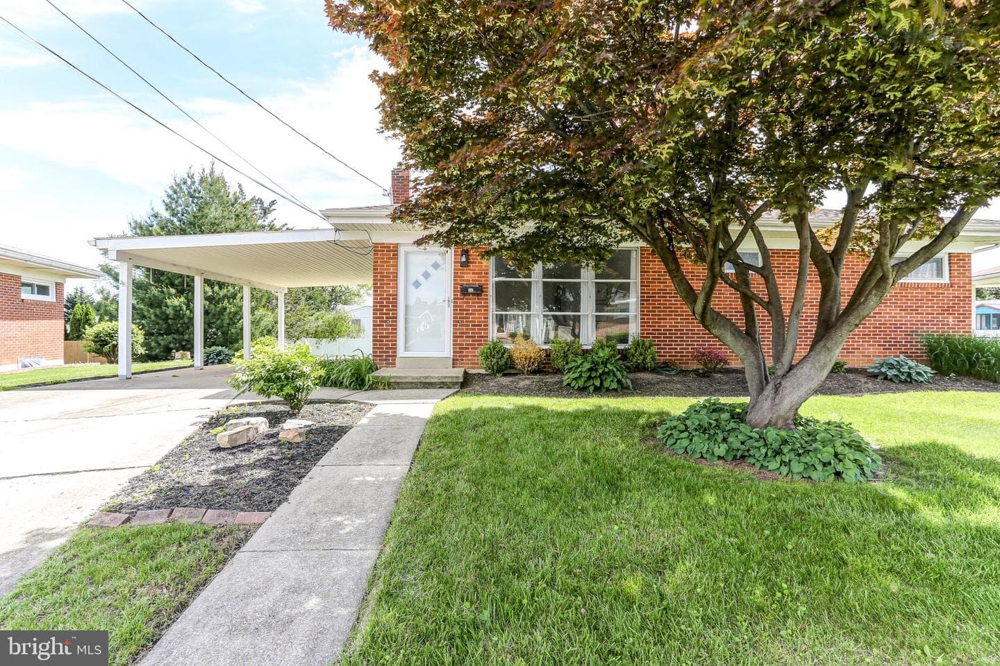 114 Hampden Avenue photo 1