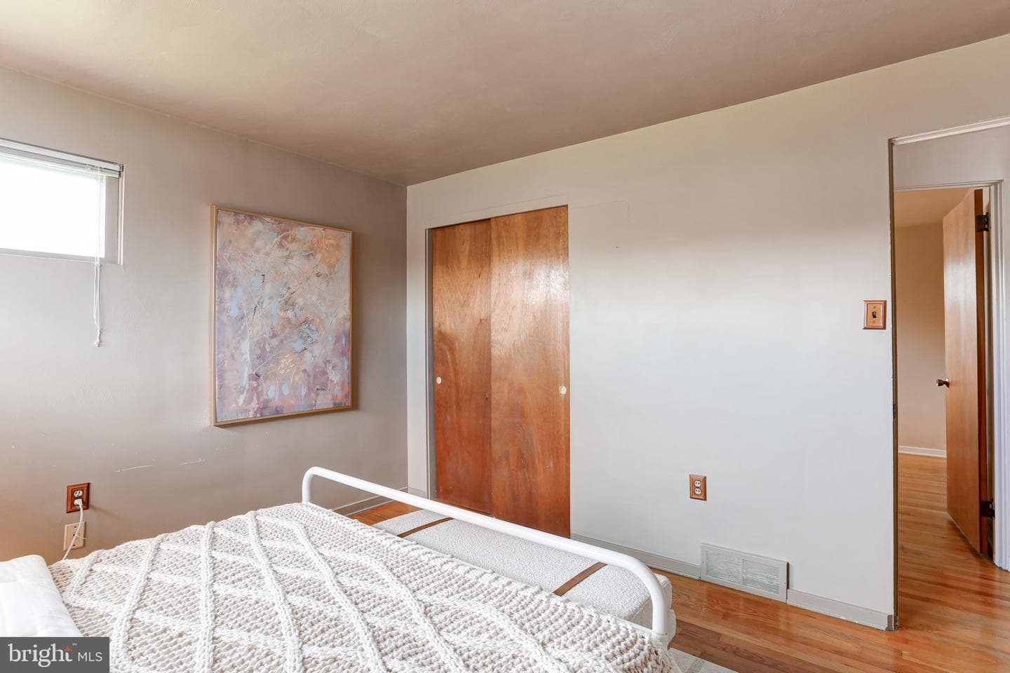 114 Hampden Avenue photo 11