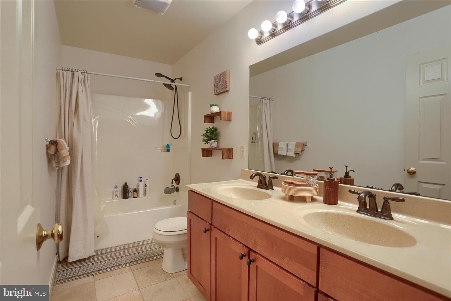 2357 Mill Road photo 18
