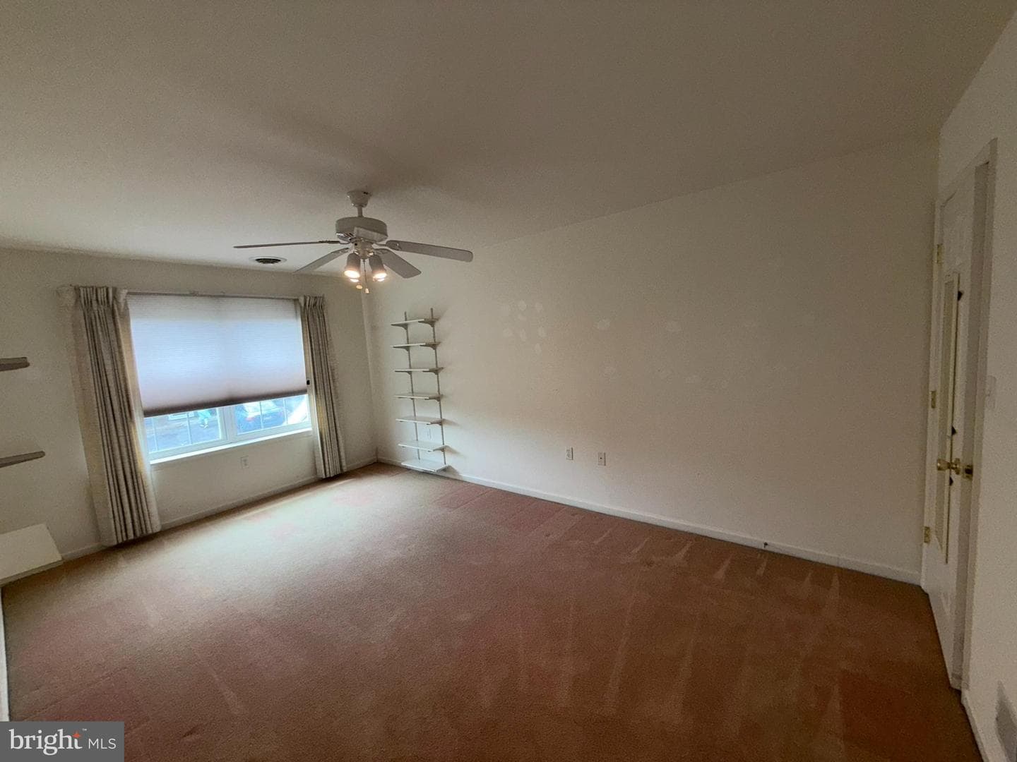 87 Courtyard Drive photo 26