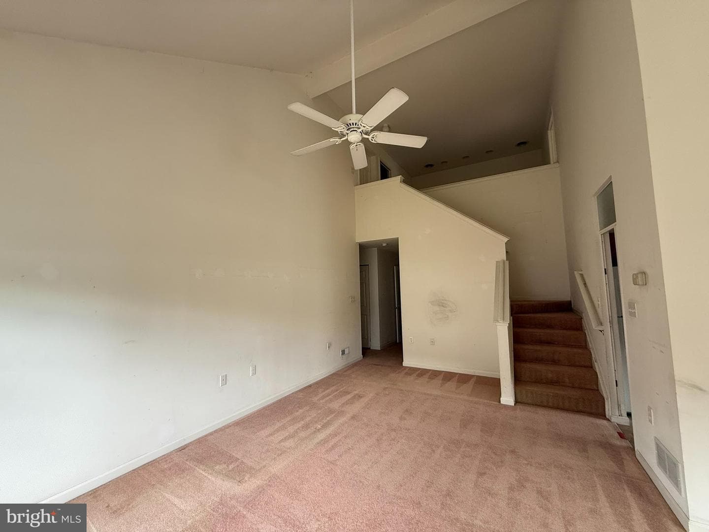 87 Courtyard Drive photo 5