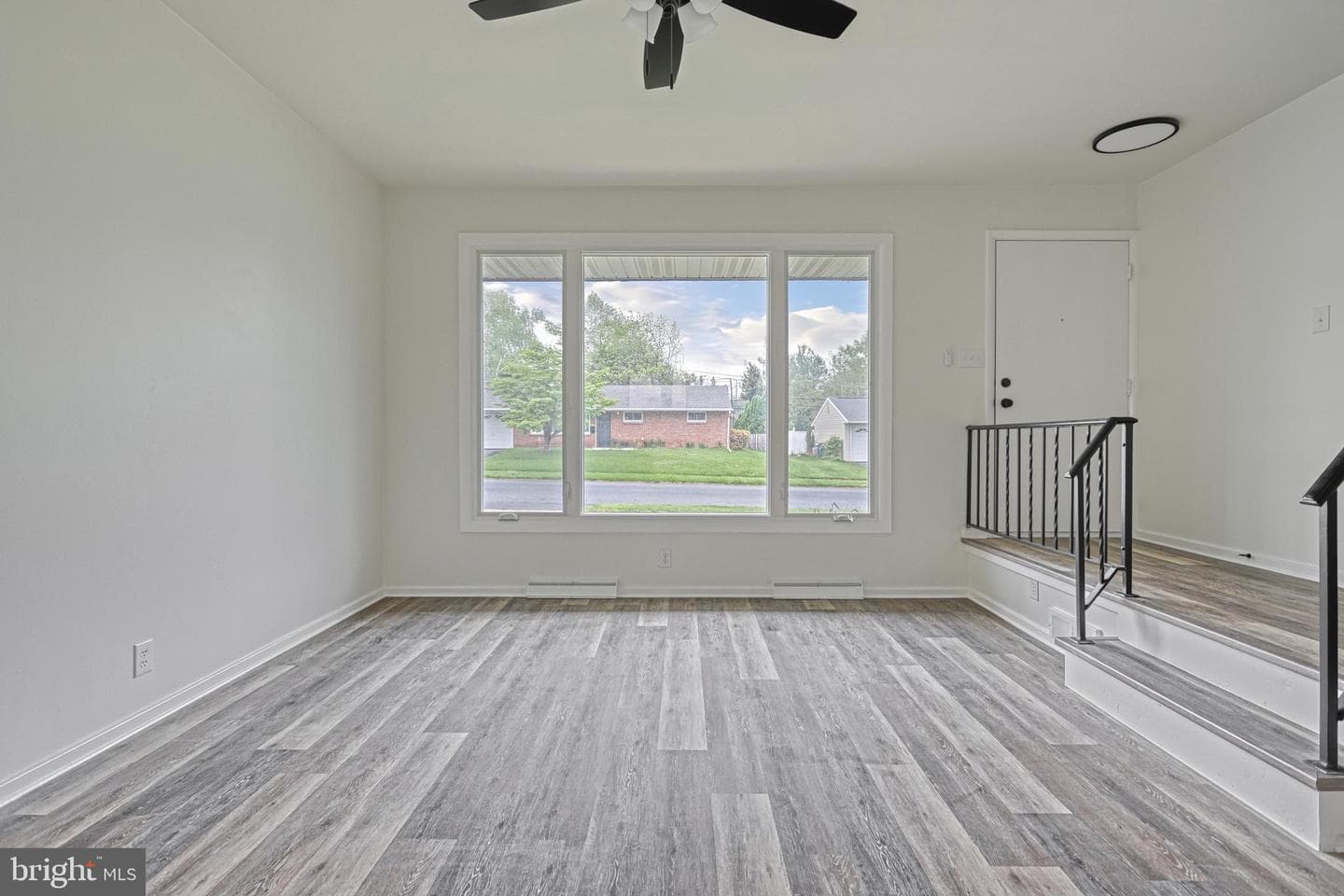 120 Winston Drive photo 11
