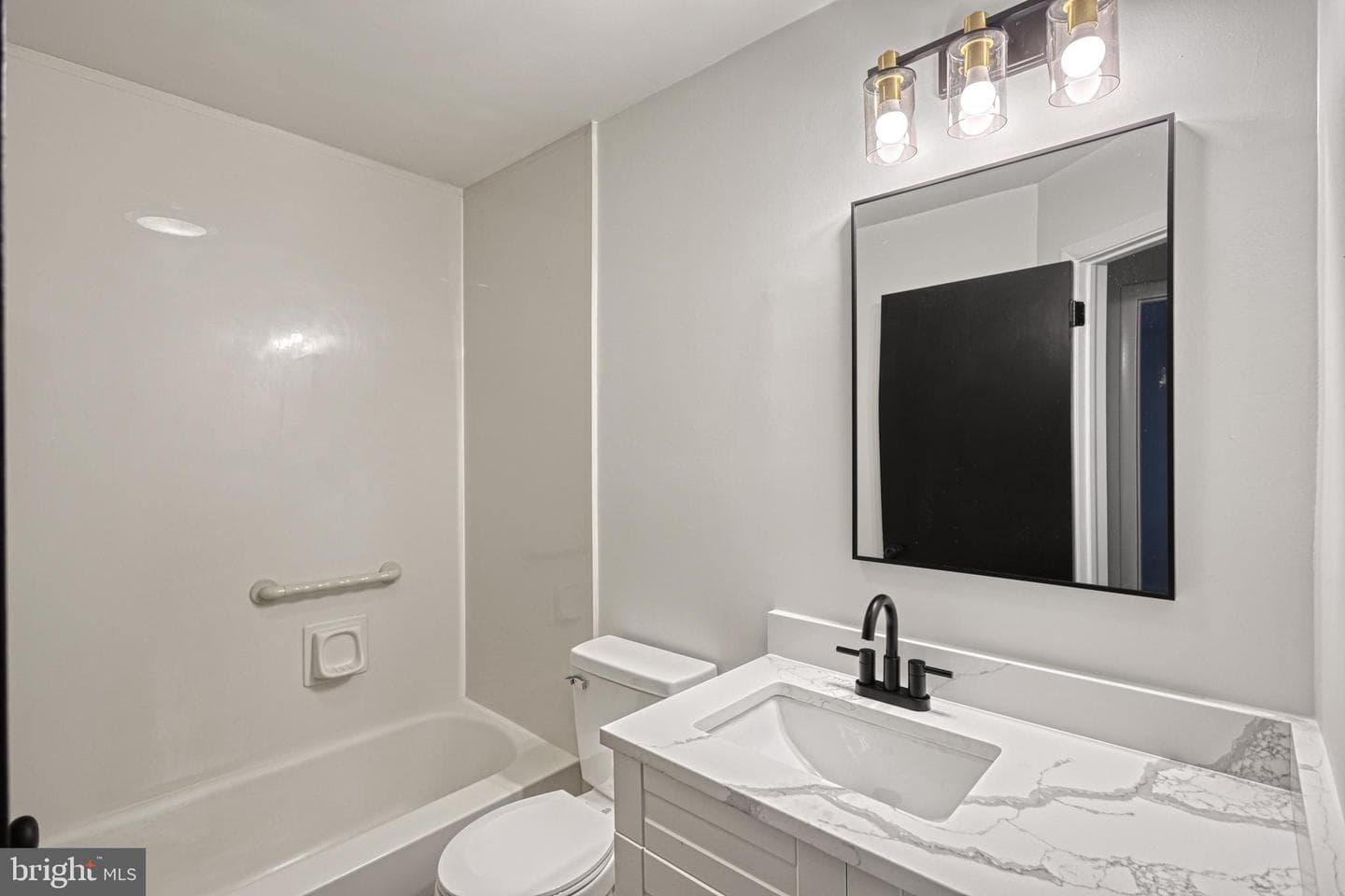 120 Winston Drive photo 35