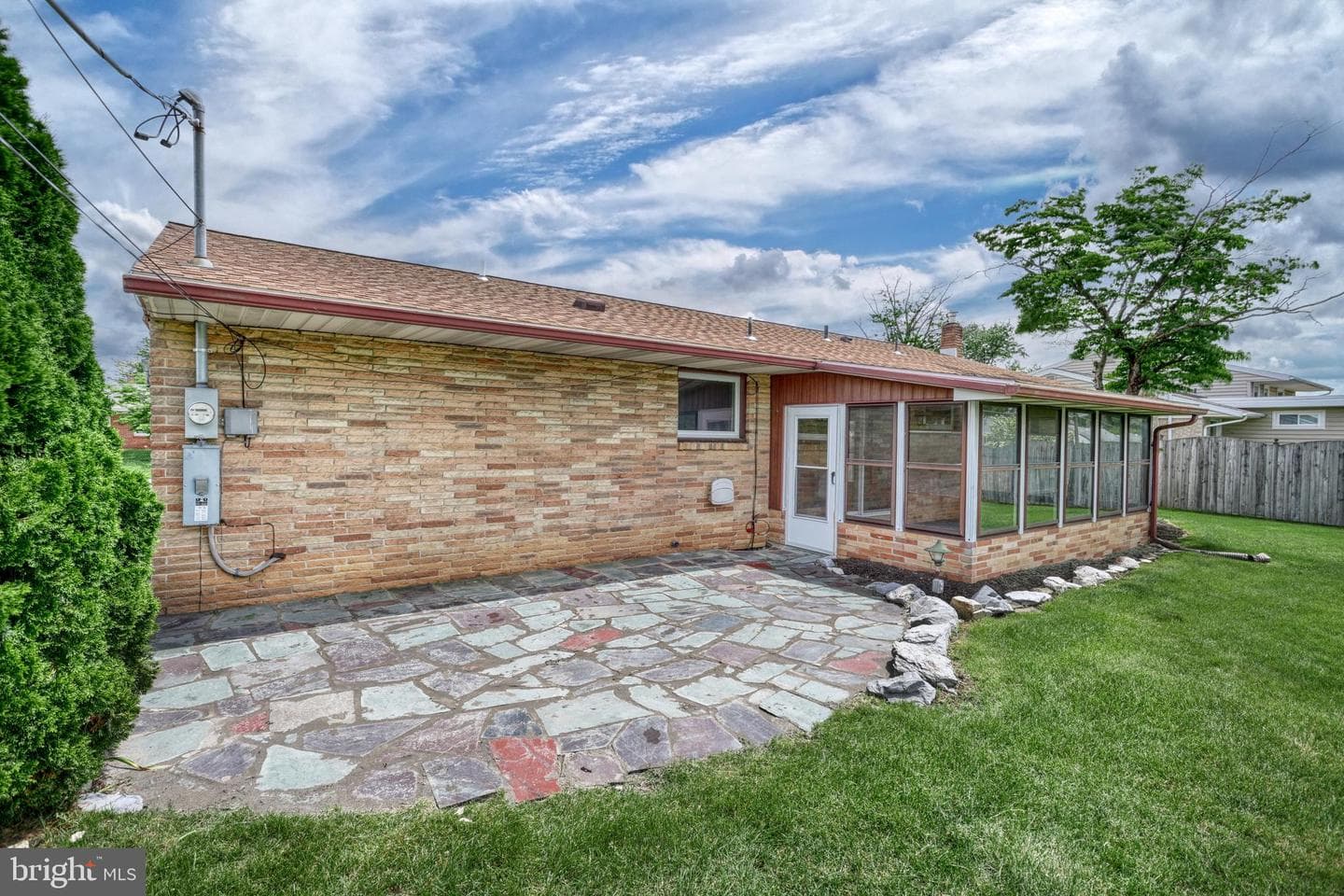 120 Winston Drive photo 53