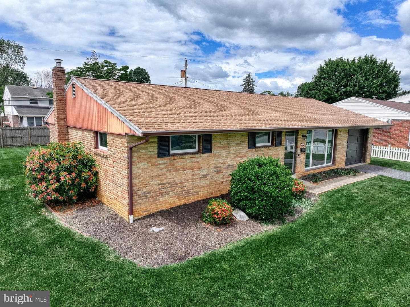 120 Winston Drive photo 58