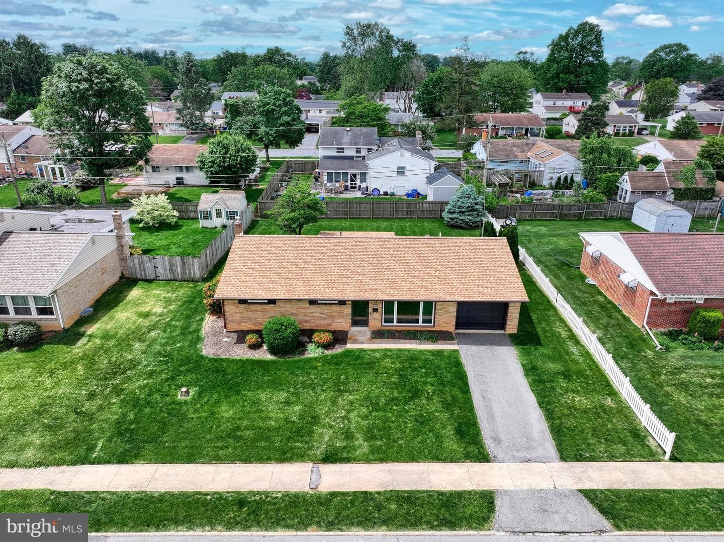 120 Winston Drive photo 61