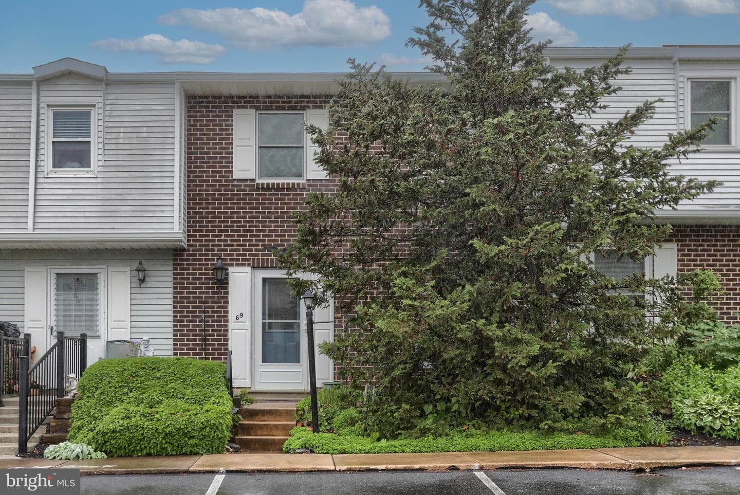 69 Drexel Place