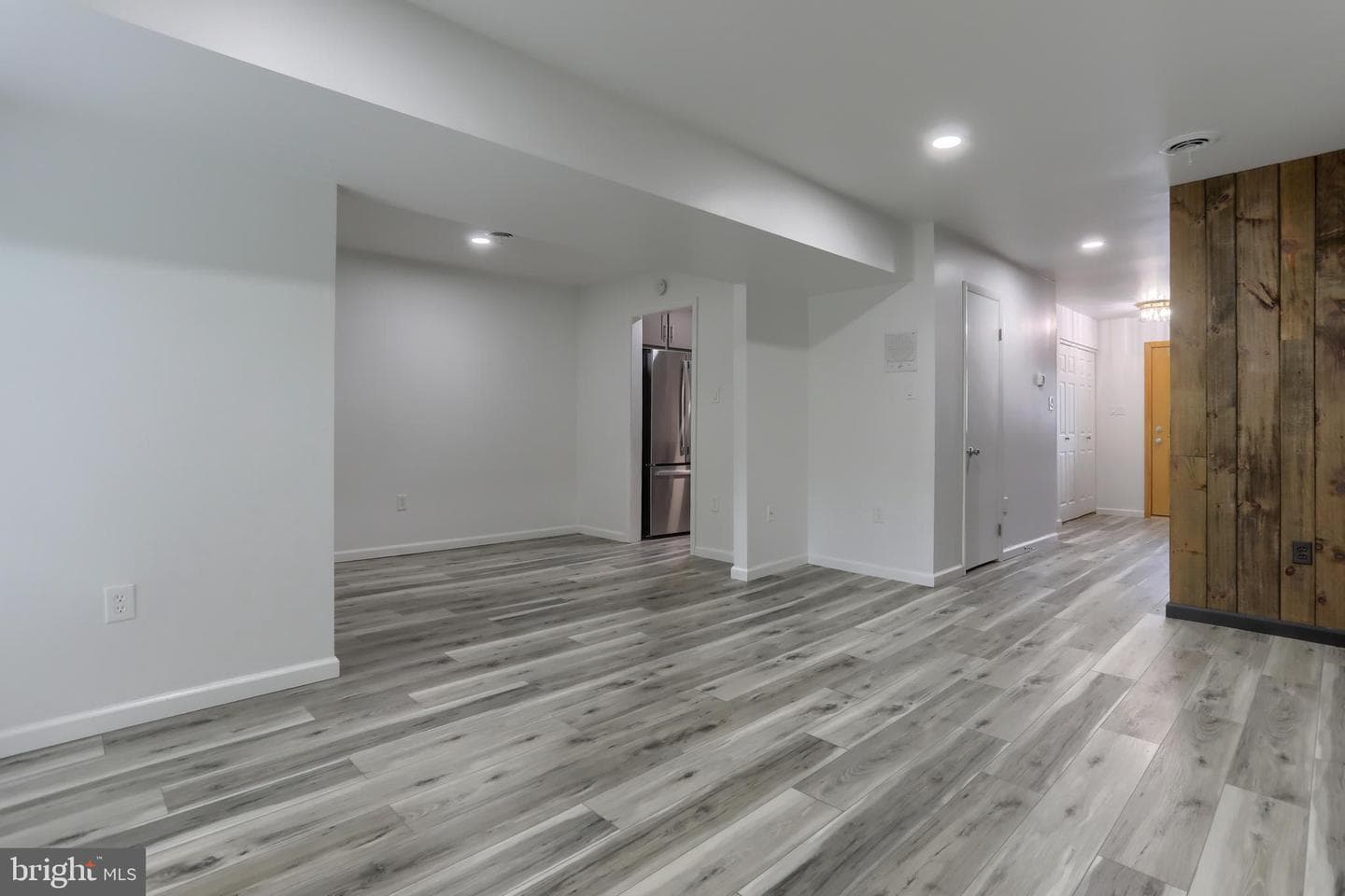 69 Drexel Place photo 13