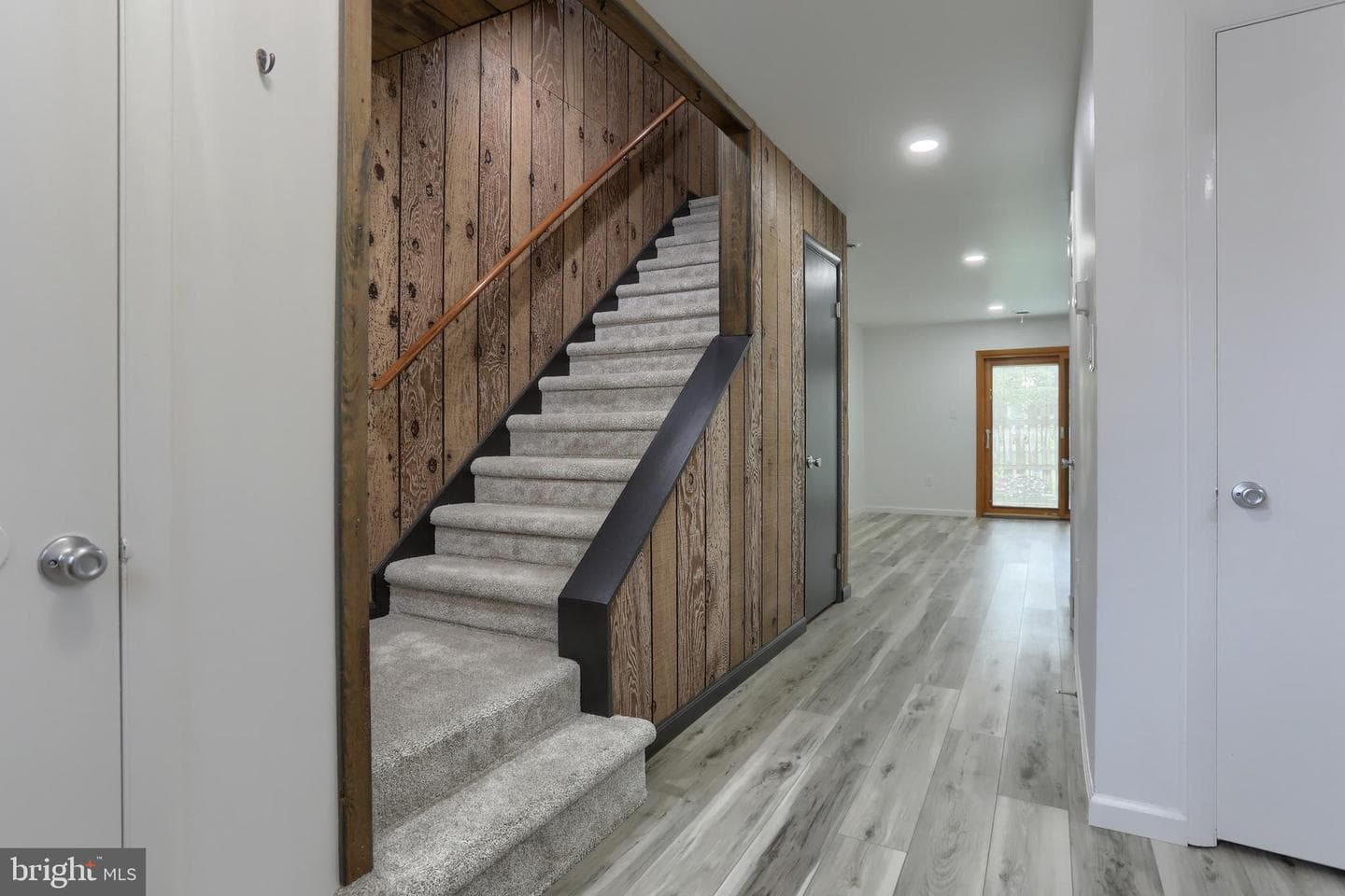 69 Drexel Place photo 17