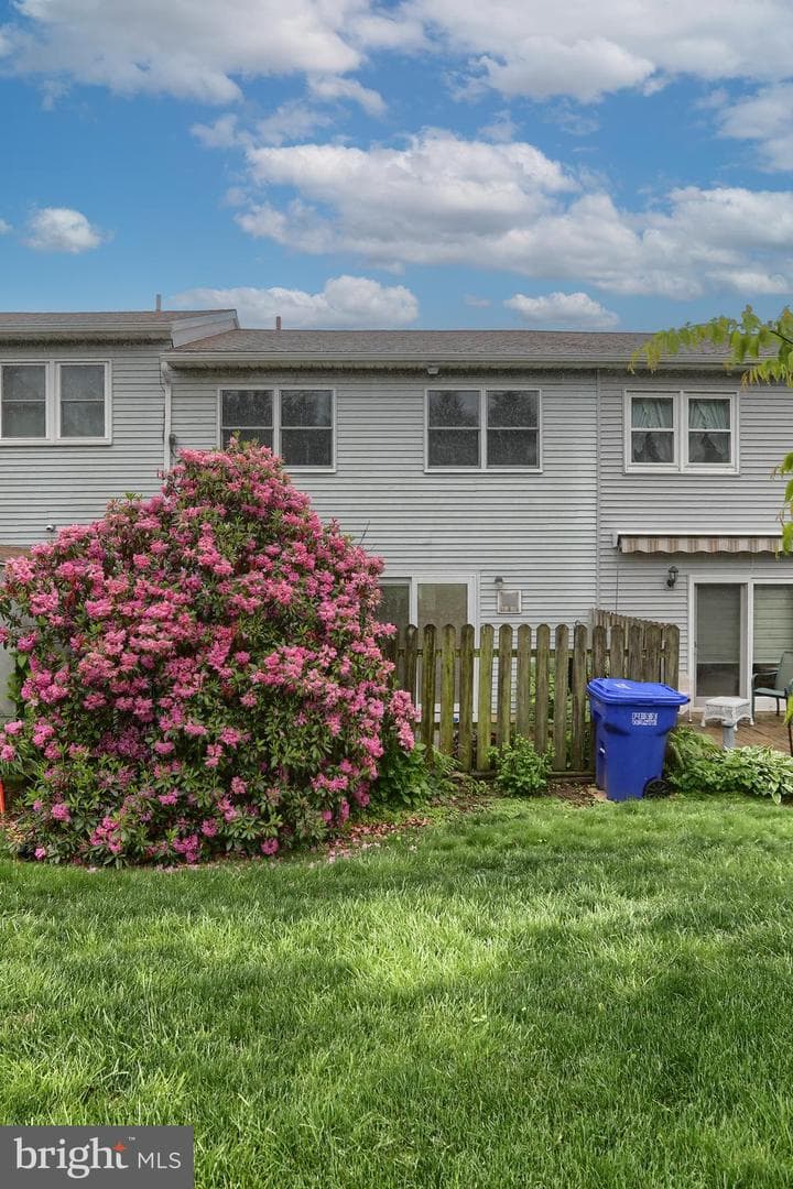 69 Drexel Place photo 32