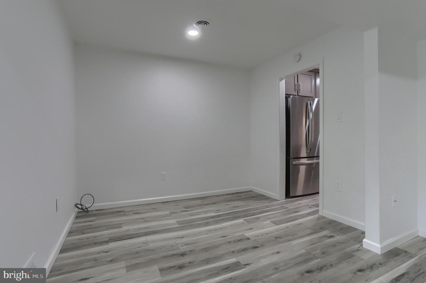 69 Drexel Place photo 9