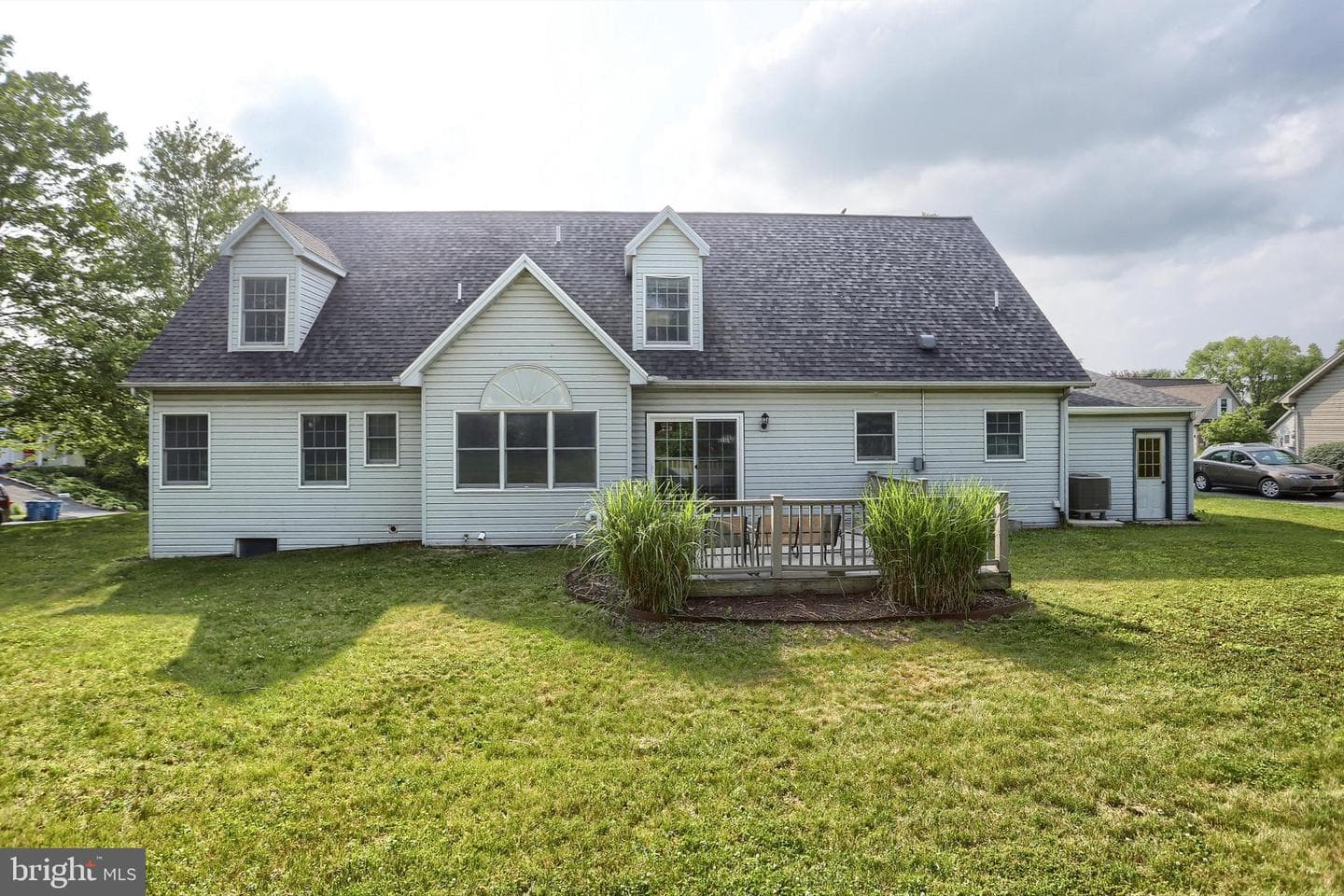 1 Grandview Court photo 35