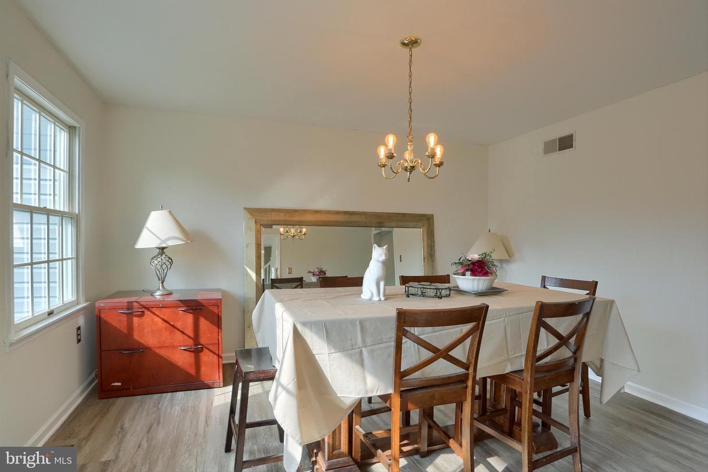 1 Grandview Court photo 7