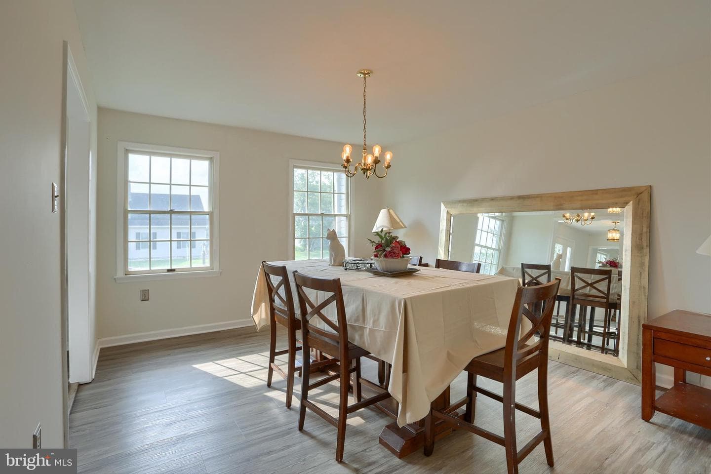 1 Grandview Court photo 8