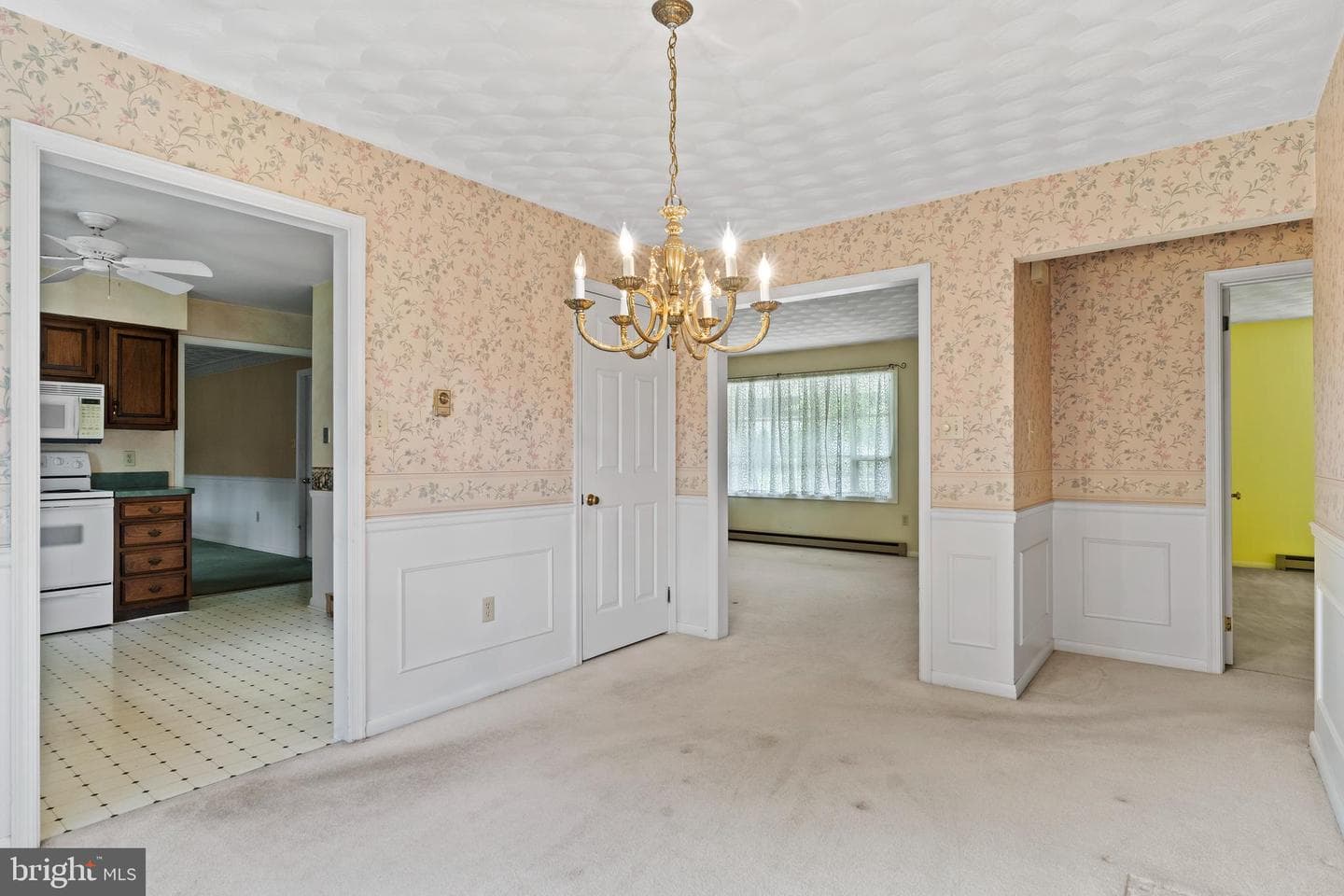 701 Robert Street photo 10
