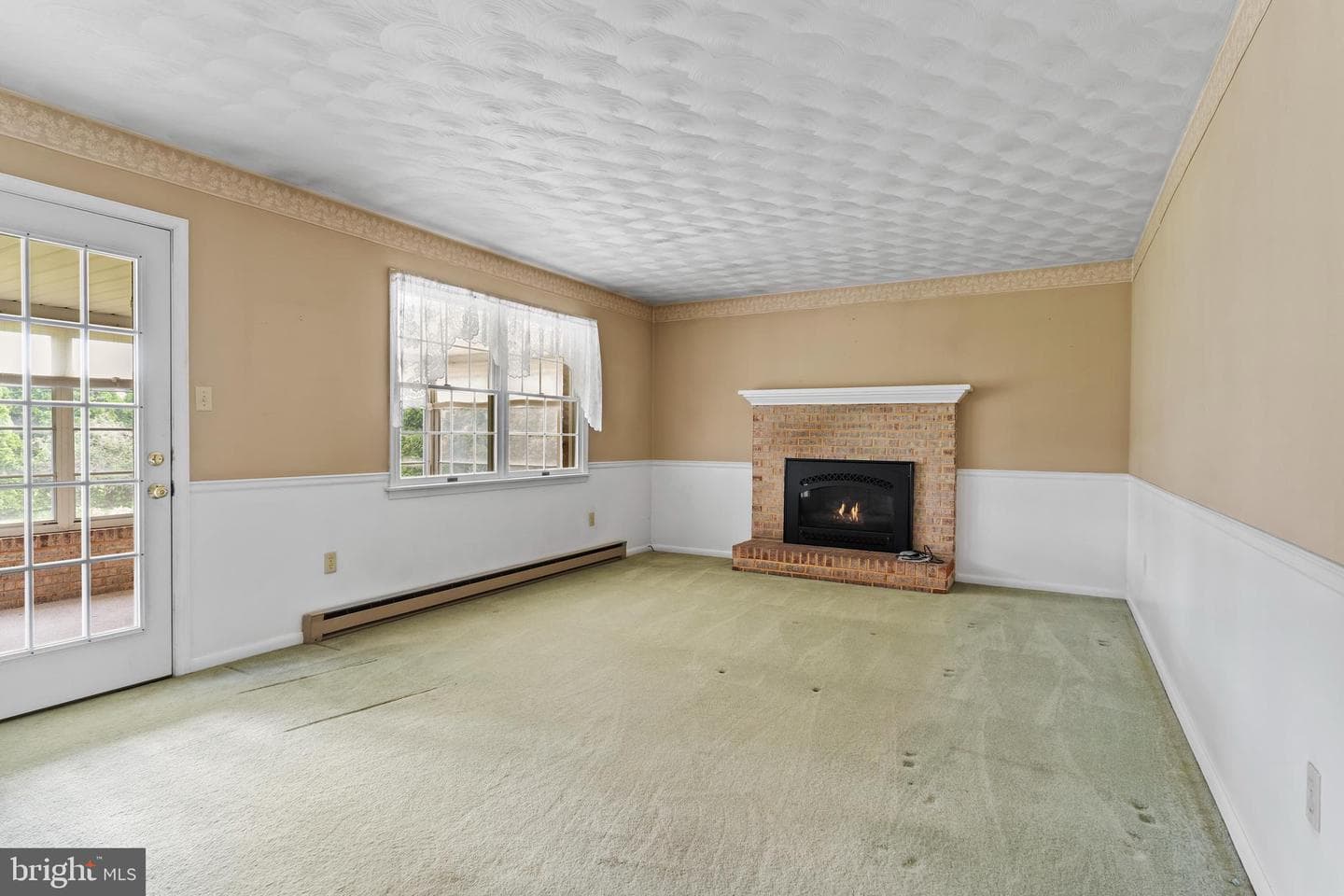 701 Robert Street photo 13